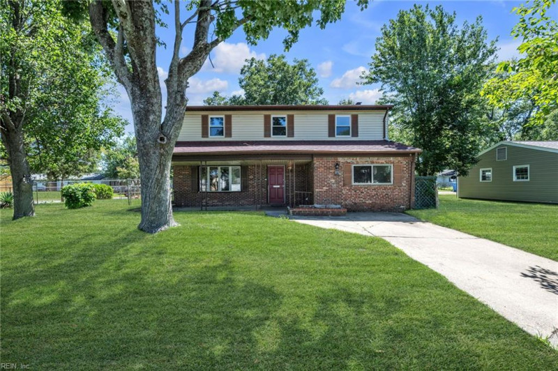 Photo 4 of 49 residential for sale in Chesapeake virginia