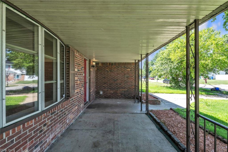 Photo 44 of 49 residential for sale in Chesapeake virginia