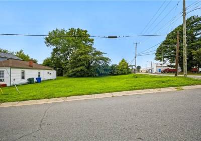 833 Washington Street, Suffolk, VA 23434
