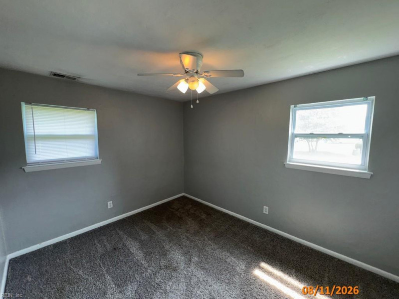 Photo 9 of 12 residential for sale in Chesapeake virginia