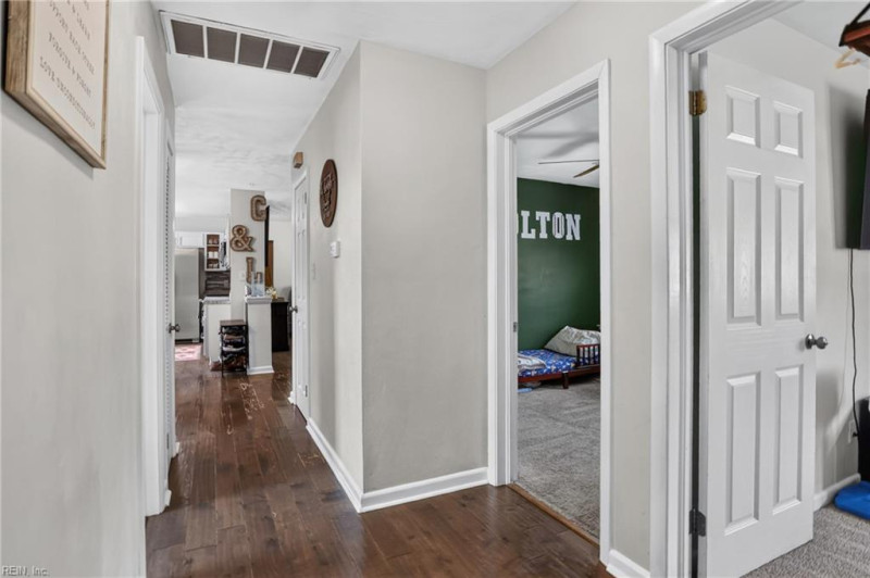 Photo 12 of 26 residential for sale in Portsmouth virginia