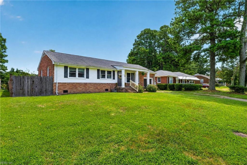 Photo 2 of 26 residential for sale in Portsmouth virginia Photo 2 of 26 residential for sale in Portsmouth virginia