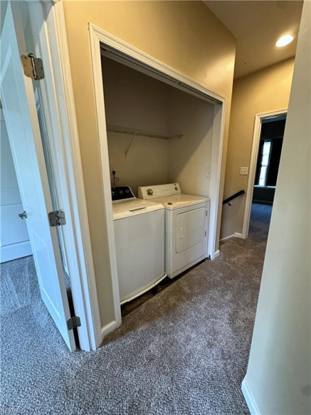 Photo 13 of 27 residential for sale in Chesapeake virginia