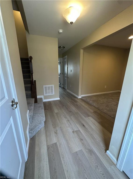 Photo 2 of 27 residential for sale in Chesapeake virginia