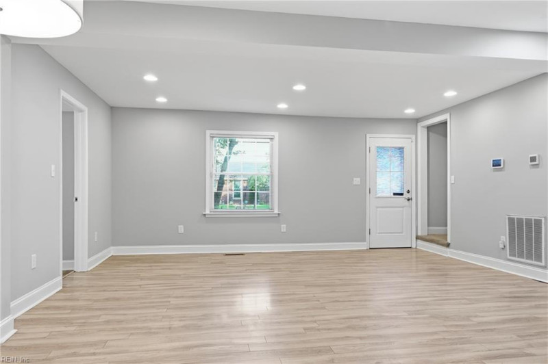 Photo 6 of 29 residential for sale in Portsmouth virginia Photo 6 of 29 residential for sale in Portsmouth virginia