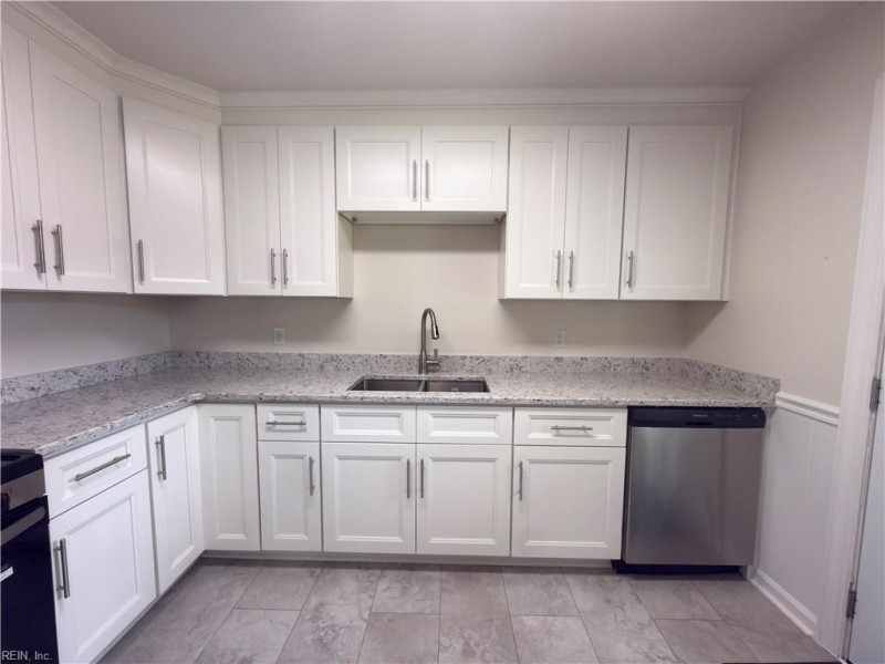 Photo 10 of 42 residential for sale in Chesapeake virginia Photo 10 of 42 residential for sale in Chesapeake virginia