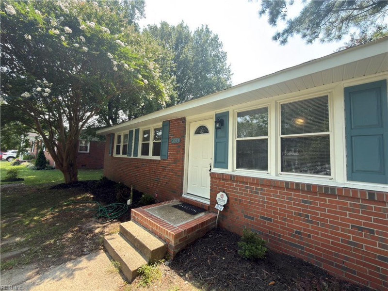 Photo 2 of 42 residential for sale in Chesapeake virginia Photo 2 of 42 residential for sale in Chesapeake virginia