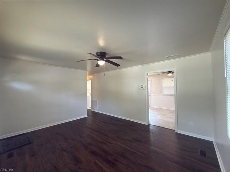 Photo 4 of 42 residential for sale in Chesapeake virginia Photo 4 of 42 residential for sale in Chesapeake virginia