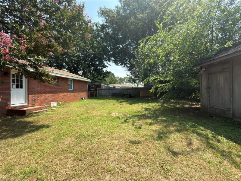 Photo 40 of 42 residential for sale in Chesapeake virginia Photo 40 of 42 residential for sale in Chesapeake virginia