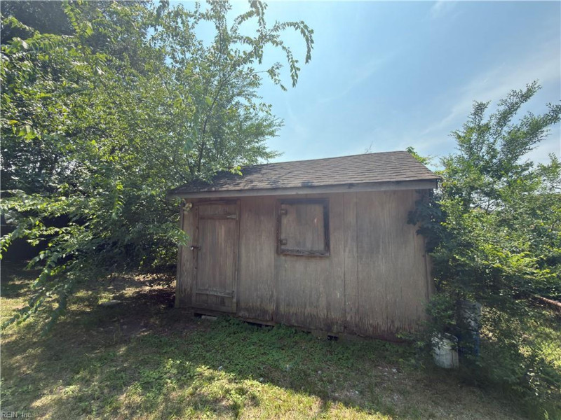 Photo 41 of 42 residential for sale in Chesapeake virginia Photo 41 of 42 residential for sale in Chesapeake virginia