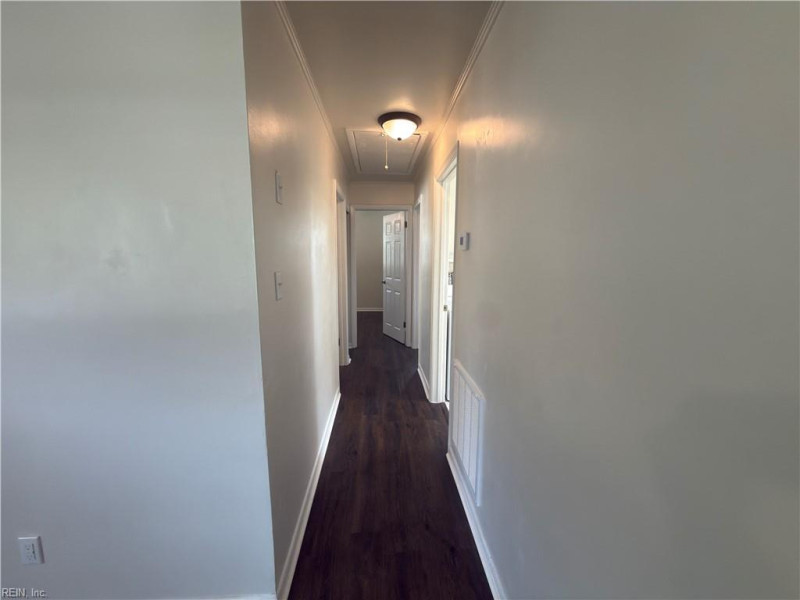Photo 7 of 42 residential for sale in Chesapeake virginia Photo 7 of 42 residential for sale in Chesapeake virginia