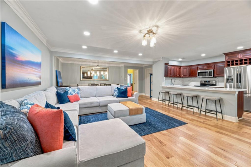 Photo 15 of 35 residential for sale in Virginia Beach virginia