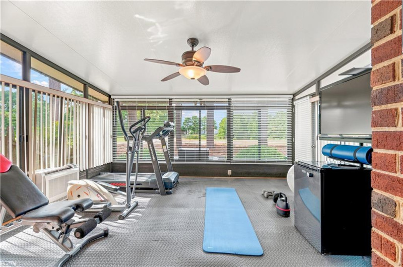 Photo 21 of 35 residential for sale in Virginia Beach virginia