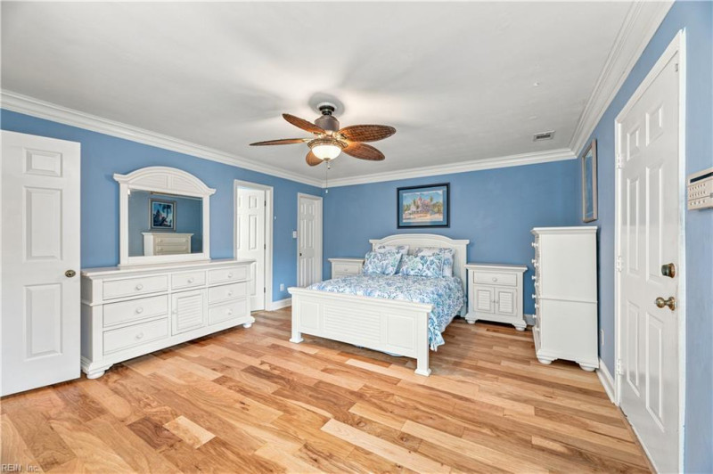 Photo 6 of 35 residential for sale in Virginia Beach virginia