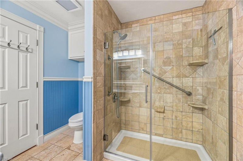 Photo 9 of 35 residential for sale in Virginia Beach virginia