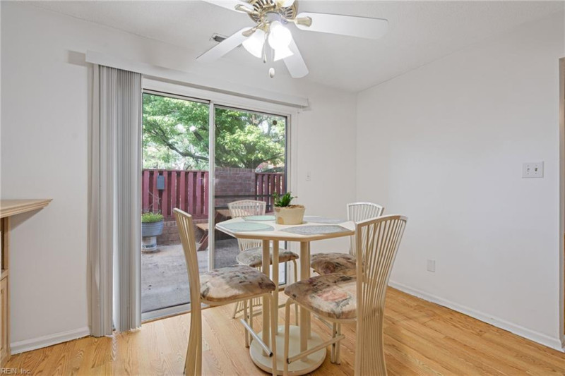 Photo 15 of 42 residential for sale in Virginia Beach virginia