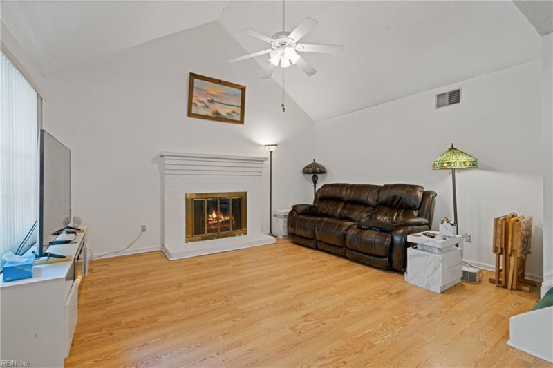 Photo 6 of 42 residential for sale in Virginia Beach virginia