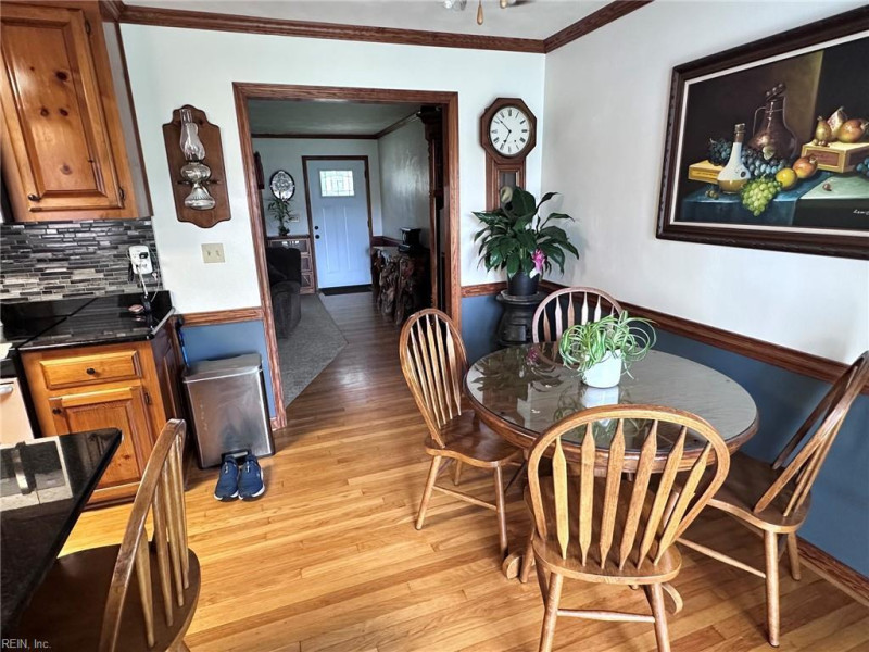 Photo 13 of 29 residential for sale in Chesapeake virginia