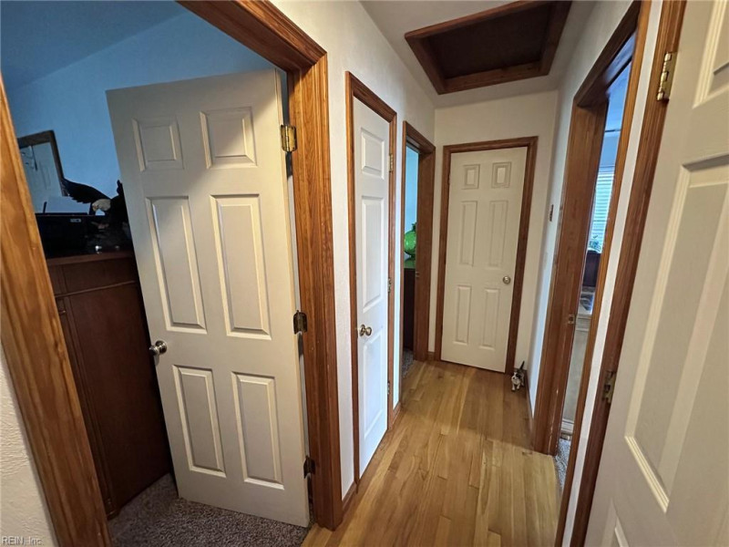 Photo 21 of 29 residential for sale in Chesapeake virginia