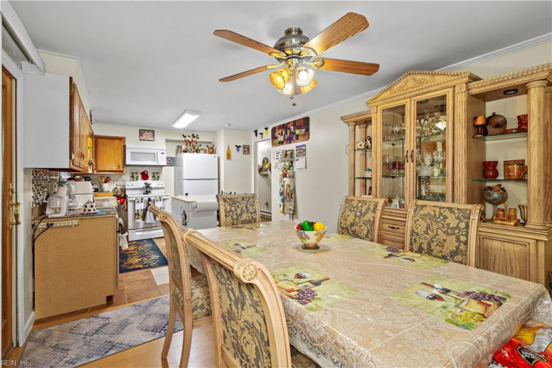 Photo 11 of 30 residential for sale in Suffolk virginia