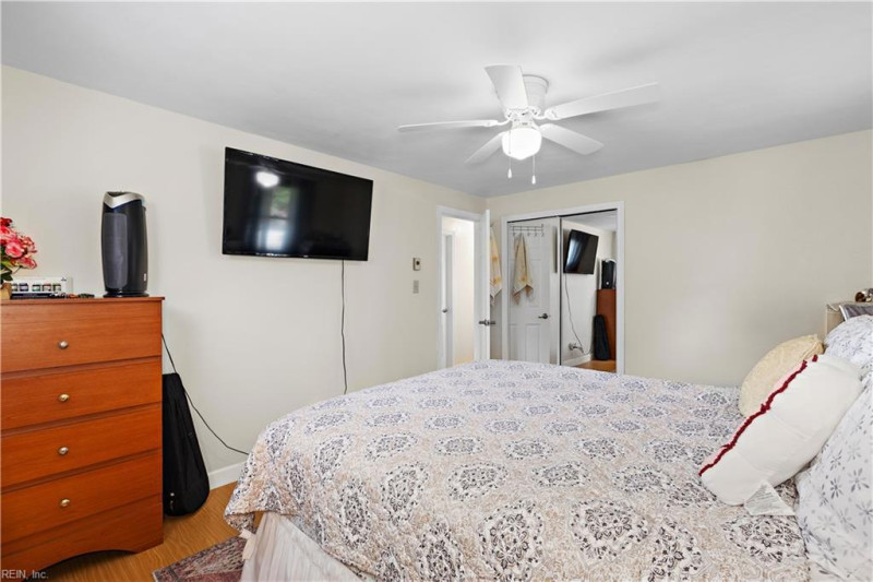 Photo 18 of 30 residential for sale in Suffolk virginia