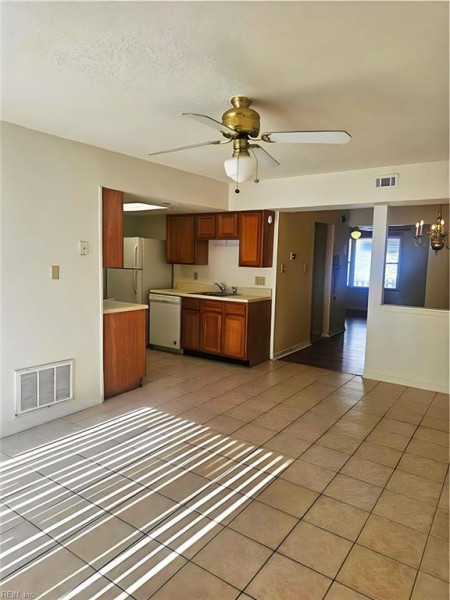 Photo 6 of 27 residential for sale in Virginia Beach virginia Photo 6 of 27 residential for sale in Virginia Beach virginia