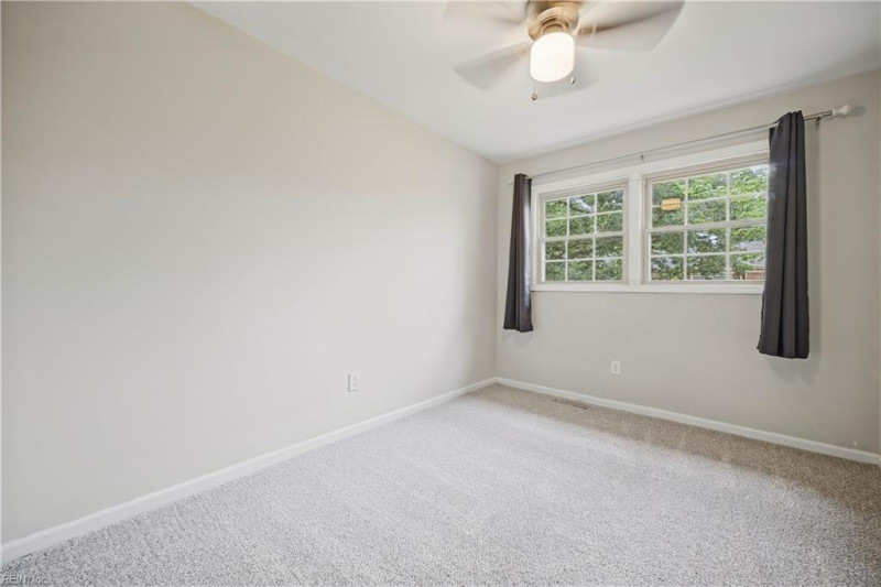 Photo 13 of 36 residential for sale in Newport News virginia