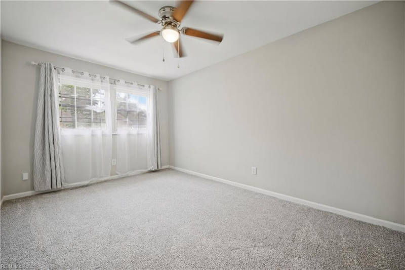 Photo 15 of 36 residential for sale in Newport News virginia
