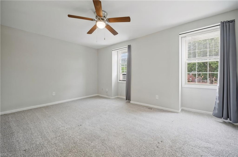 Photo 17 of 36 residential for sale in Newport News virginia