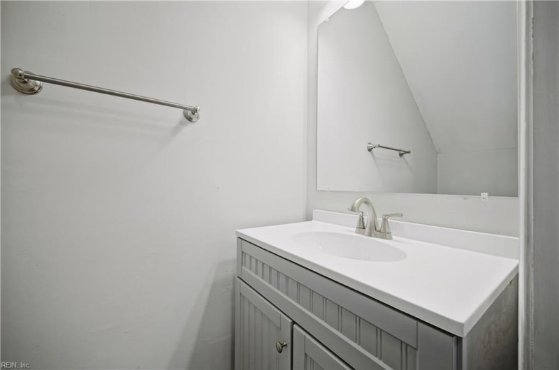 Photo 19 of 36 residential for sale in Newport News virginia