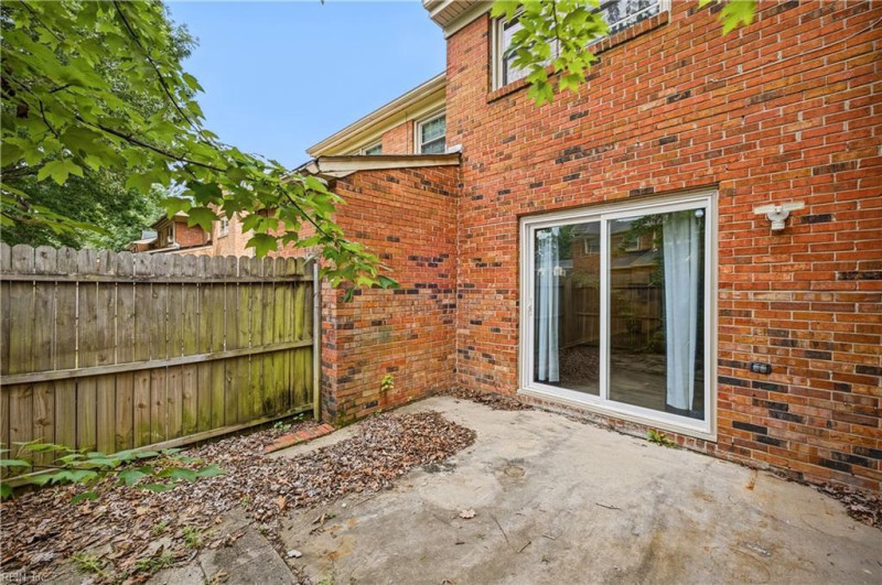 Photo 25 of 36 residential for sale in Newport News virginia