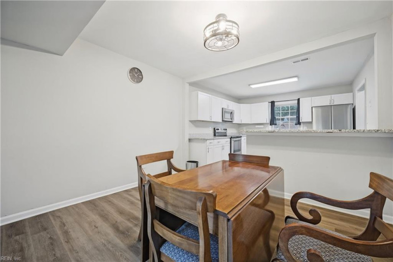 Photo 9 of 36 residential for sale in Newport News virginia