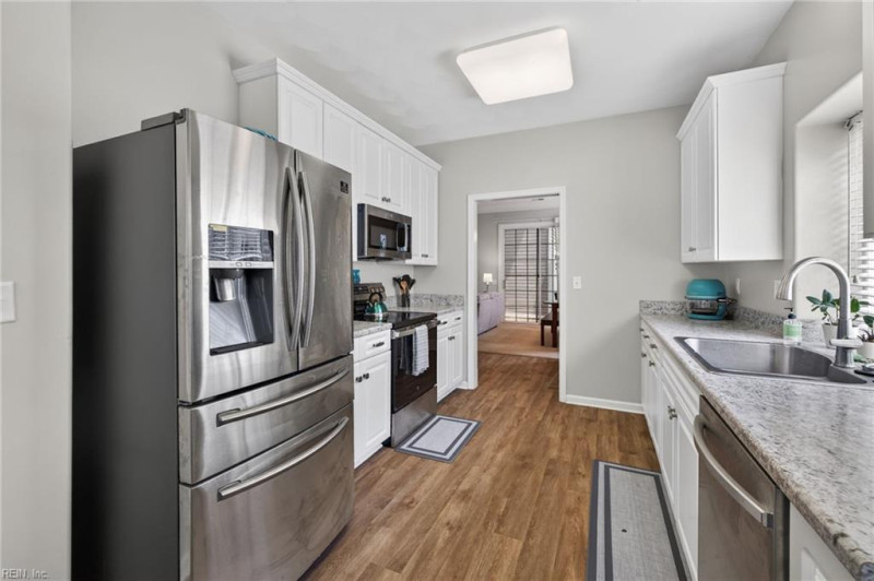 Photo 2 of 24 residential for sale in Virginia Beach virginia