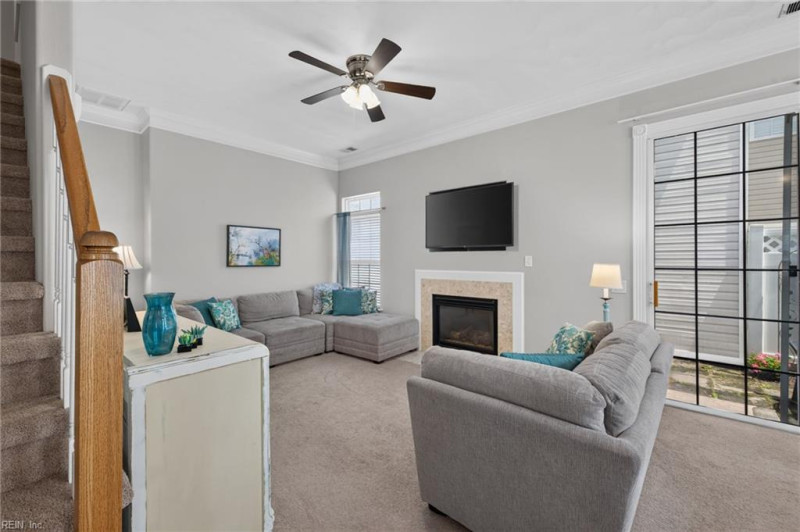Photo 6 of 24 residential for sale in Virginia Beach virginia