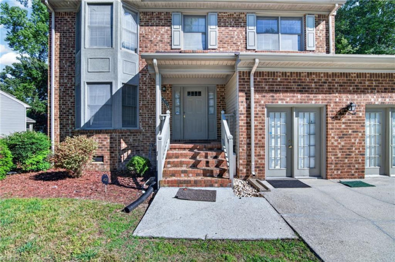 Photo 3 of 40 residential for sale in Newport News virginia Photo 3 of 40 residential for sale in Newport News virginia