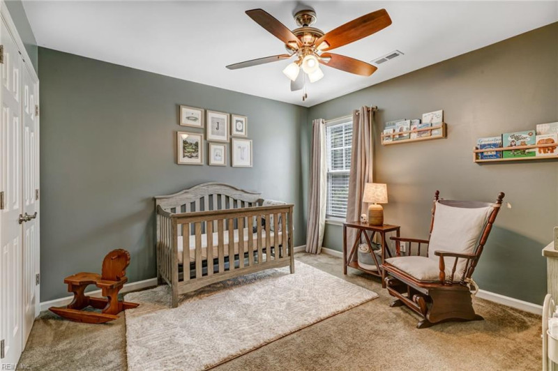 Photo 23 of 44 residential for sale in Gloucester County virginia