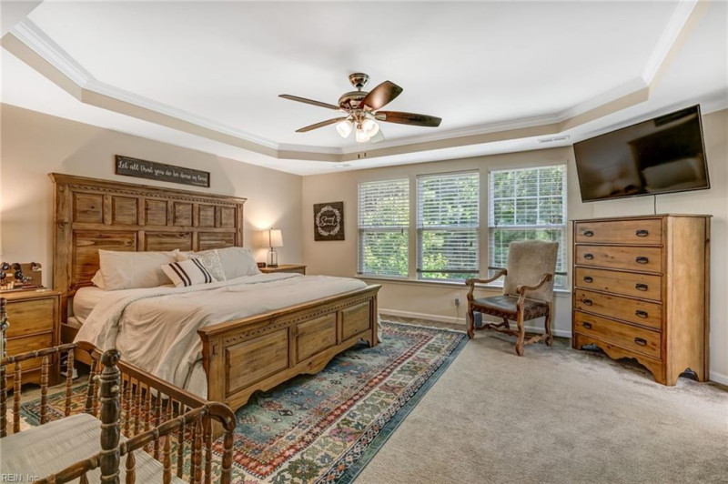 Photo 27 of 44 residential for sale in Gloucester County virginia