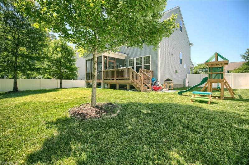 Photo 37 of 44 residential for sale in Gloucester County virginia