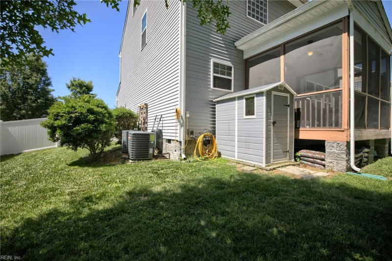 Photo 39 of 44 residential for sale in Gloucester County virginia