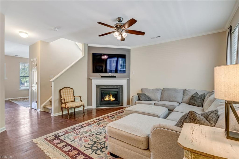 Photo 9 of 44 residential for sale in Gloucester County virginia