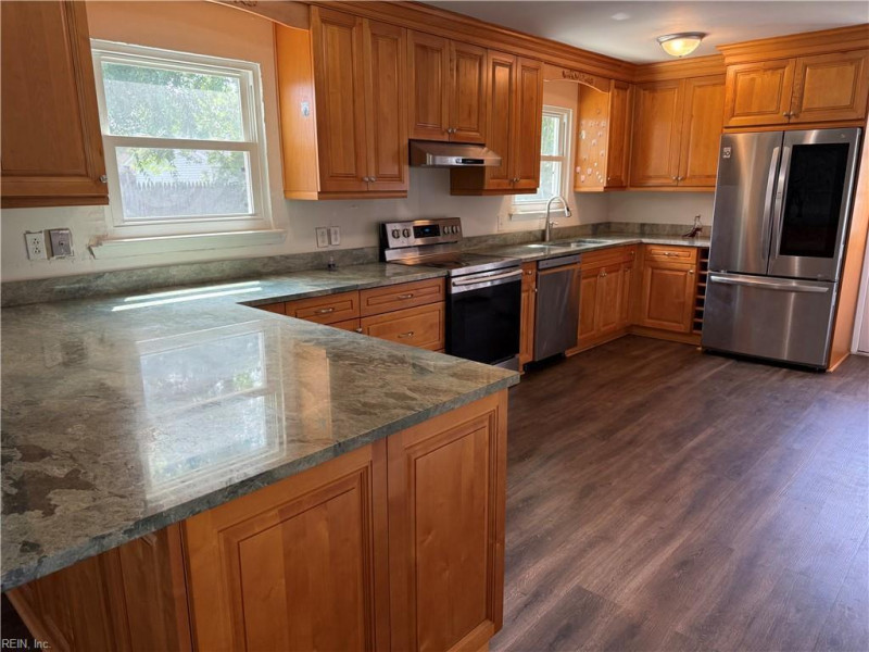Photo 14 of 28 residential for sale in Virginia Beach virginia