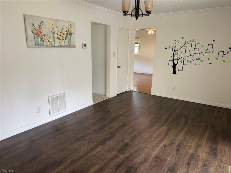 Photo 16 of 28 residential for sale in Virginia Beach virginia