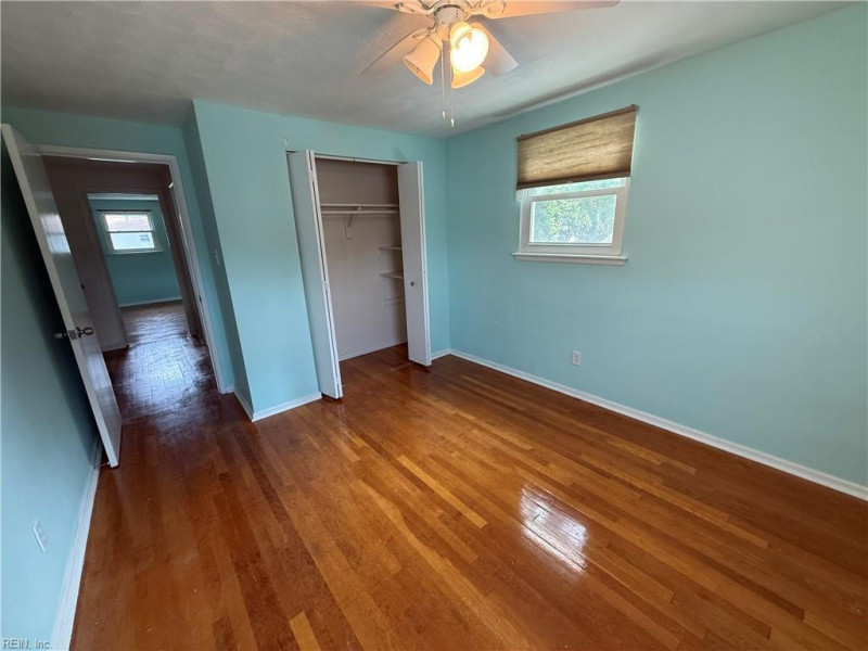 Photo 25 of 28 residential for sale in Virginia Beach virginia