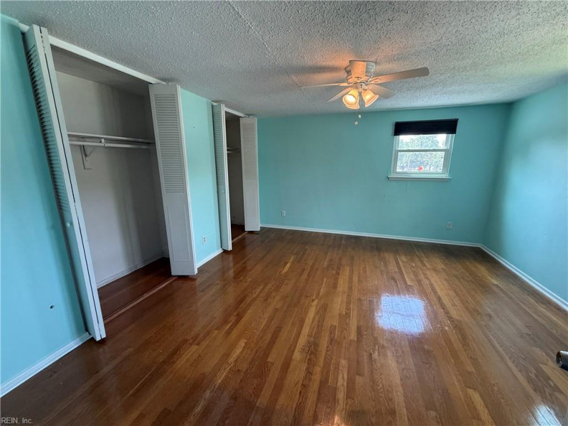 Photo 26 of 28 residential for sale in Virginia Beach virginia