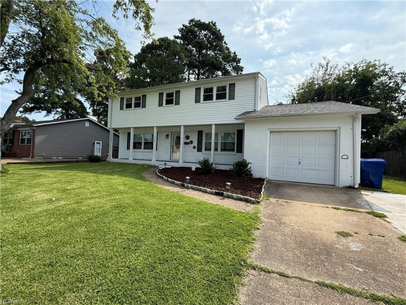Photo 3 of 28 residential for sale in Virginia Beach virginia