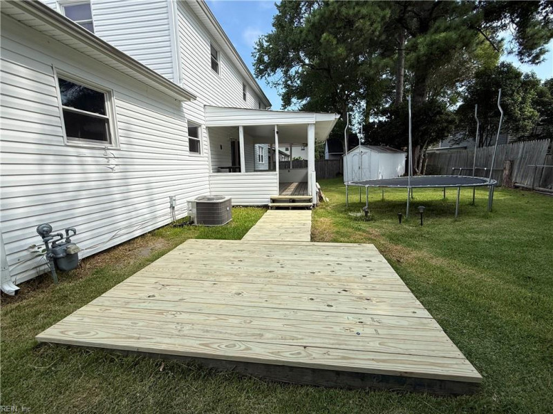 Photo 7 of 28 residential for sale in Virginia Beach virginia