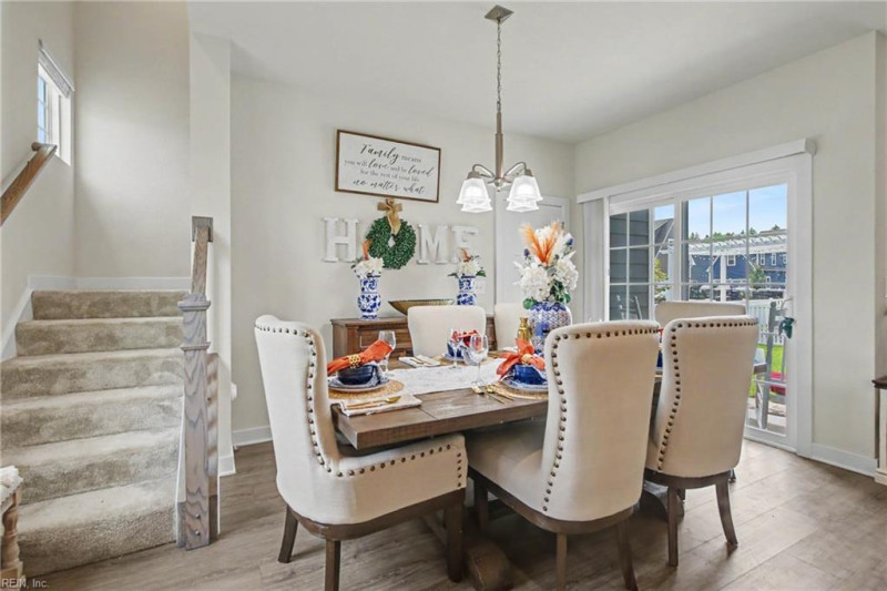 Photo 16 of 41 residential for sale in Chesapeake virginia