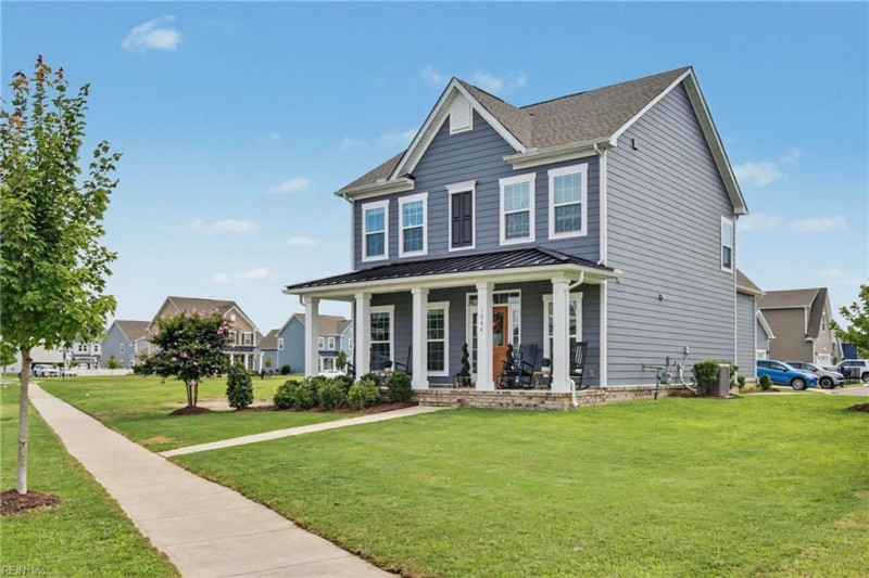 Photo 2 of 41 residential for sale in Chesapeake virginia
