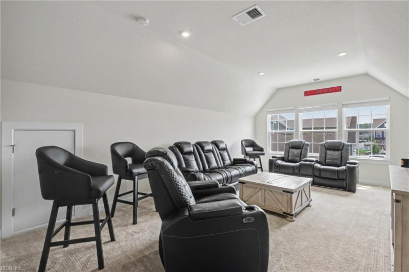 Photo 24 of 41 residential for sale in Chesapeake virginia