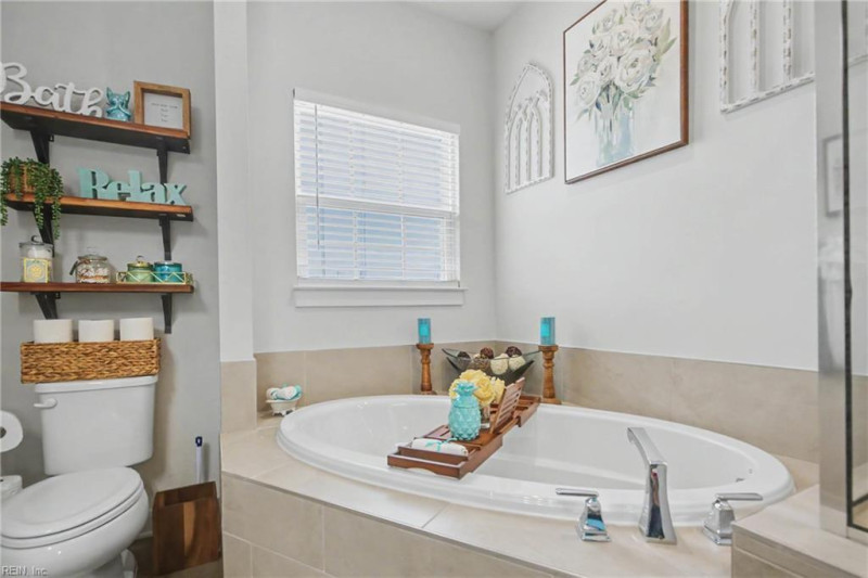 Photo 32 of 41 residential for sale in Chesapeake virginia